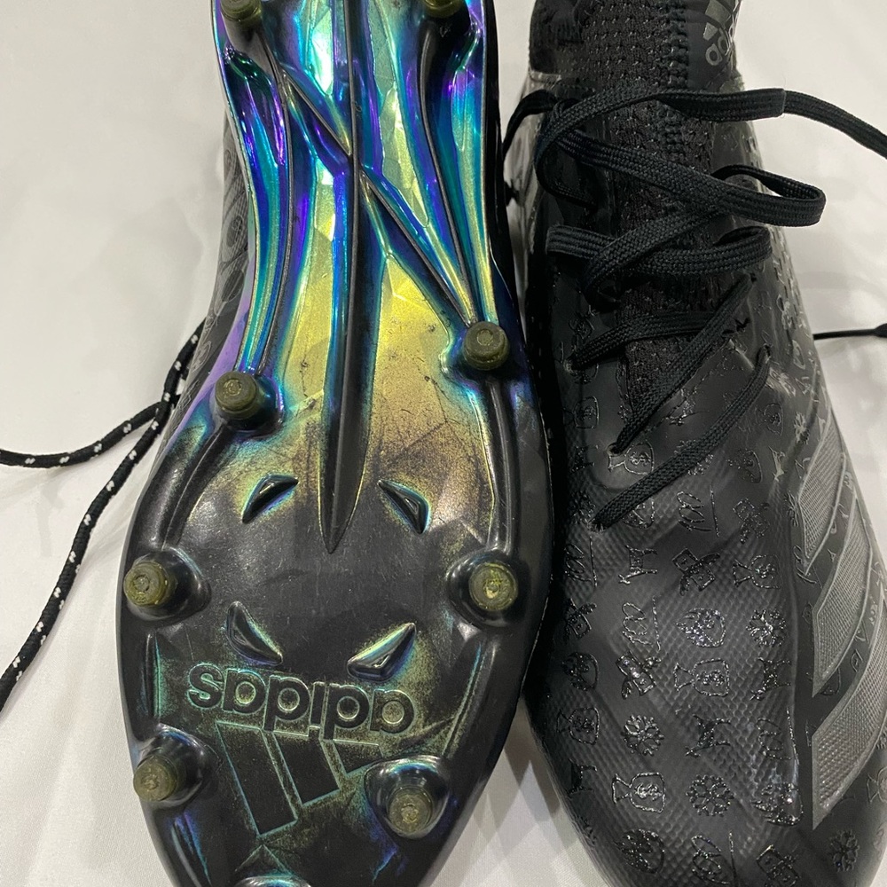 Football cleats